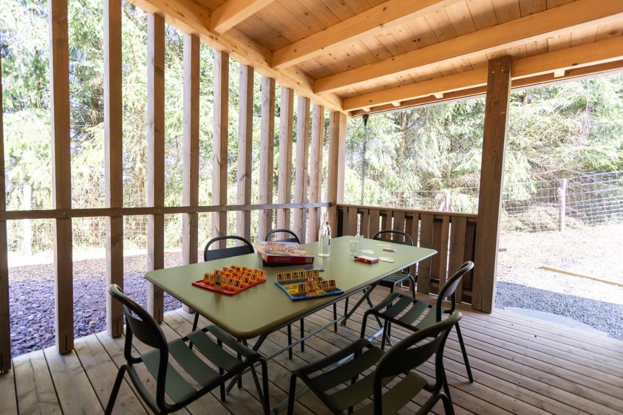 Hotel - Lodges De Lemptegy Saint-Ours  Ngoại thất bức ảnh